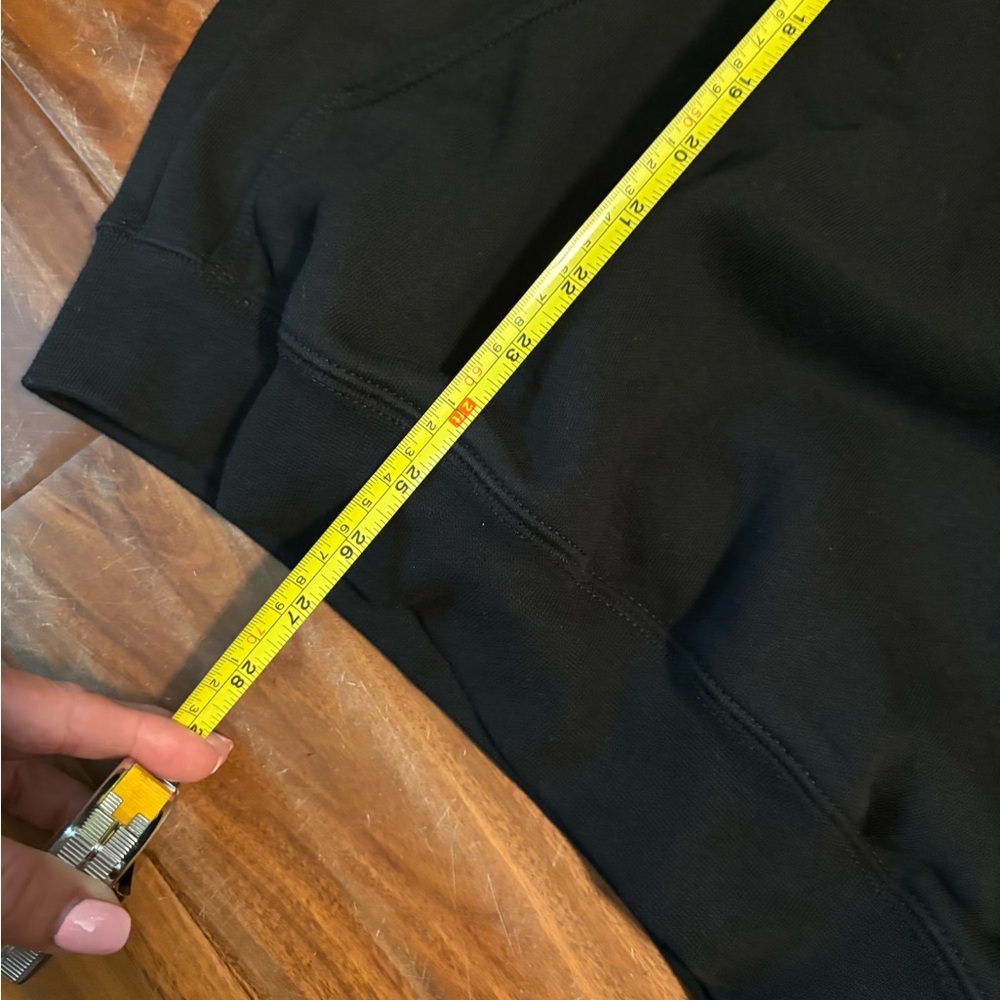 Carhartt Black Hoodie Sweatshirt Loose Fit Sleeve Logo Small - Picture 3 of 5